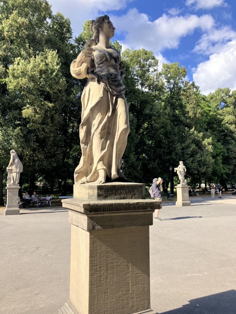 Statue of Medusa in Saski Park